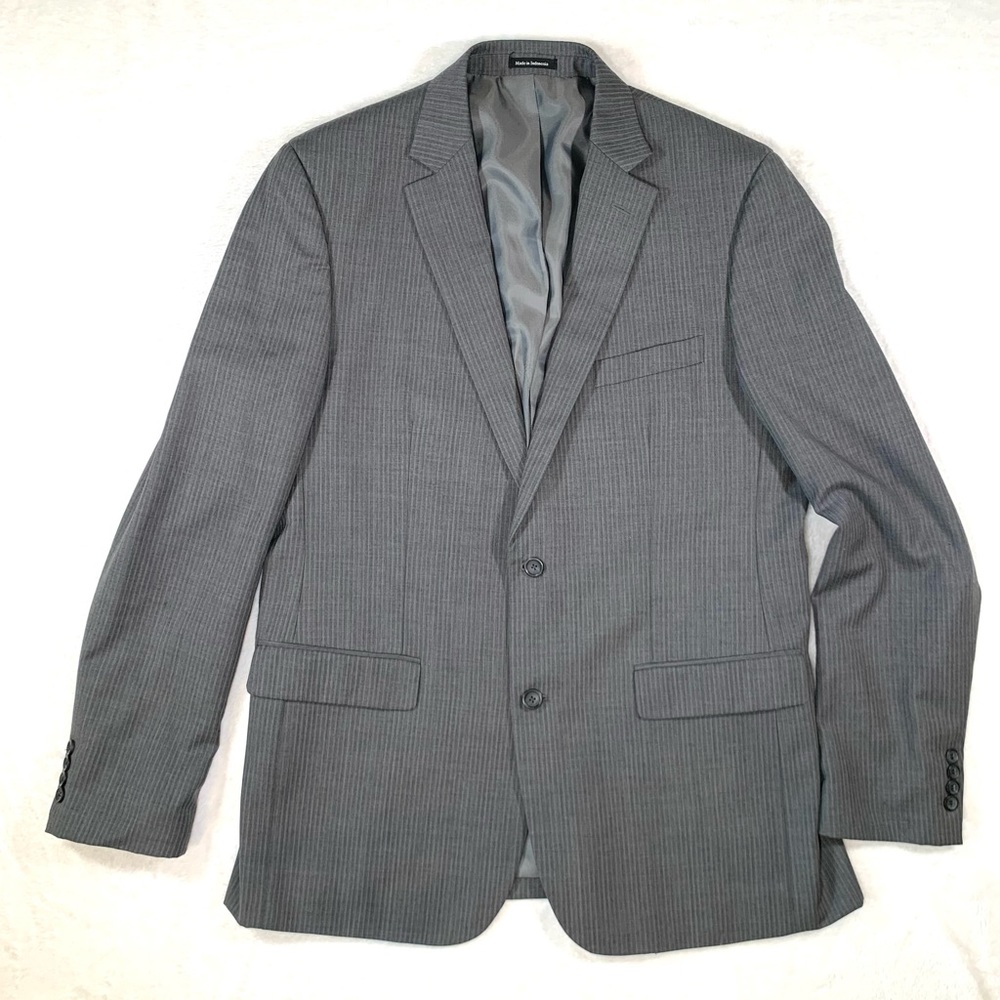 Pronto Uomo Men’s Blazer Size‎ 44 X-Long / 38 Waist Gray Pinstripe Wool Jacket